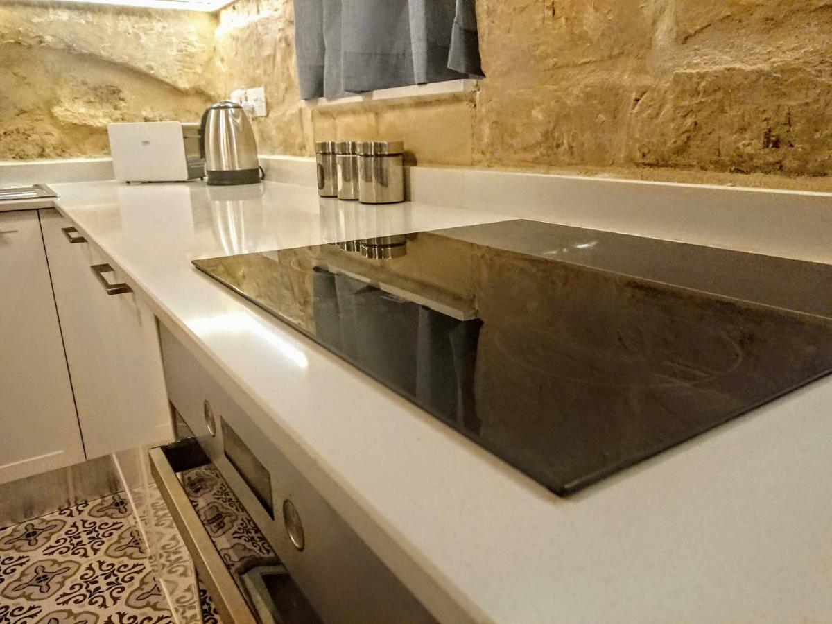 Вилла 16 Lettings - Charming Character House Биргу Экстерьер фото