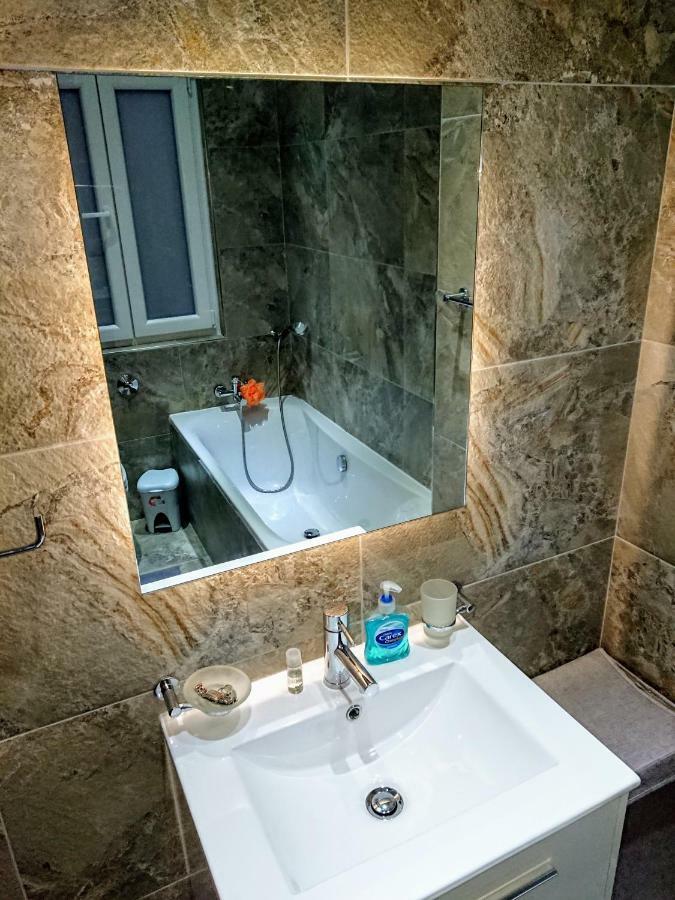 Вилла 16 Lettings - Charming Character House Биргу Экстерьер фото