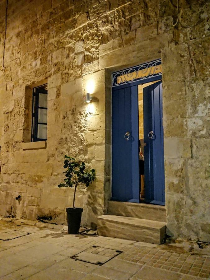 Вилла 16 Lettings - Charming Character House Биргу Экстерьер фото