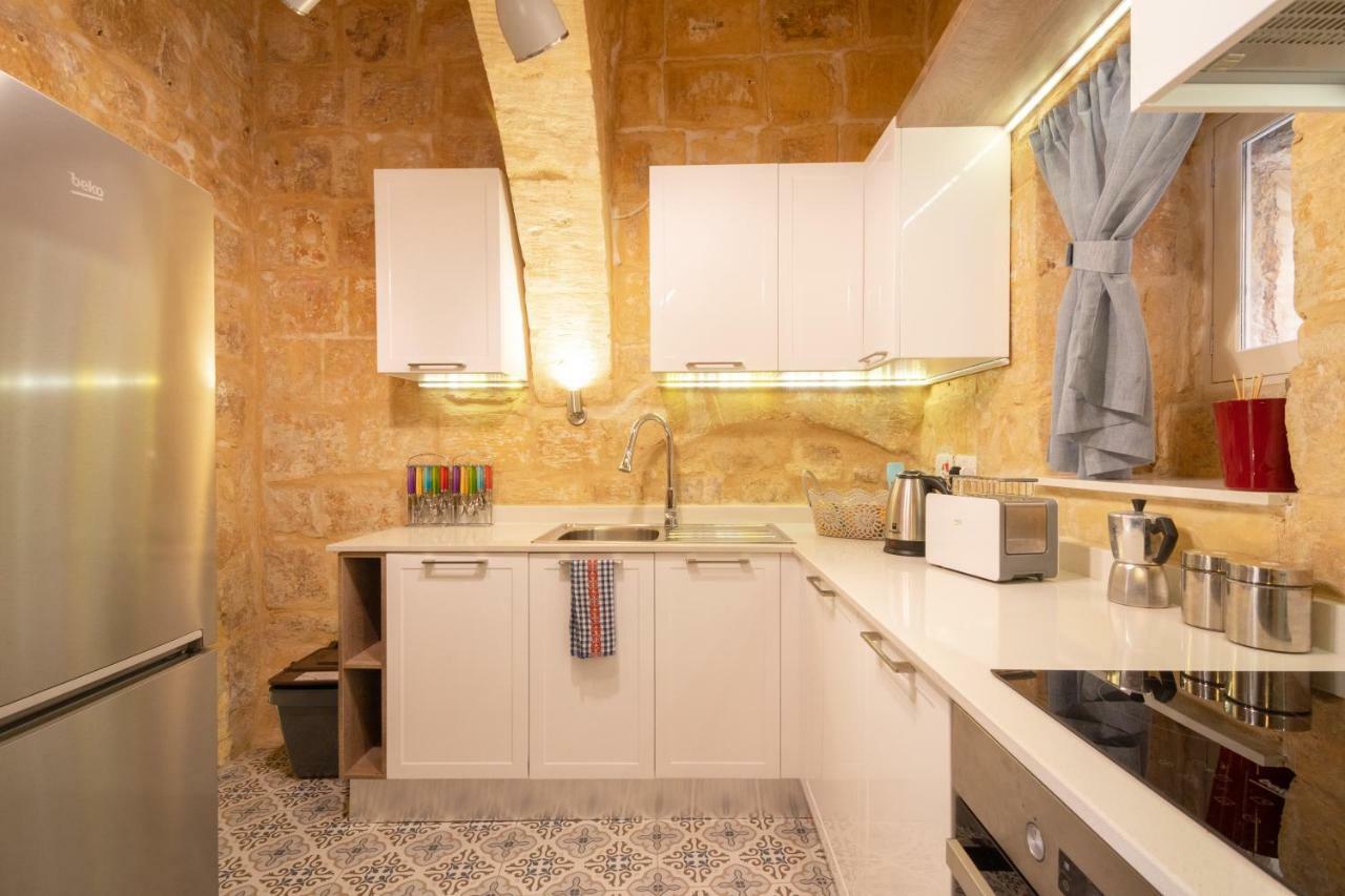 Вилла 16 Lettings - Charming Character House Биргу Экстерьер фото