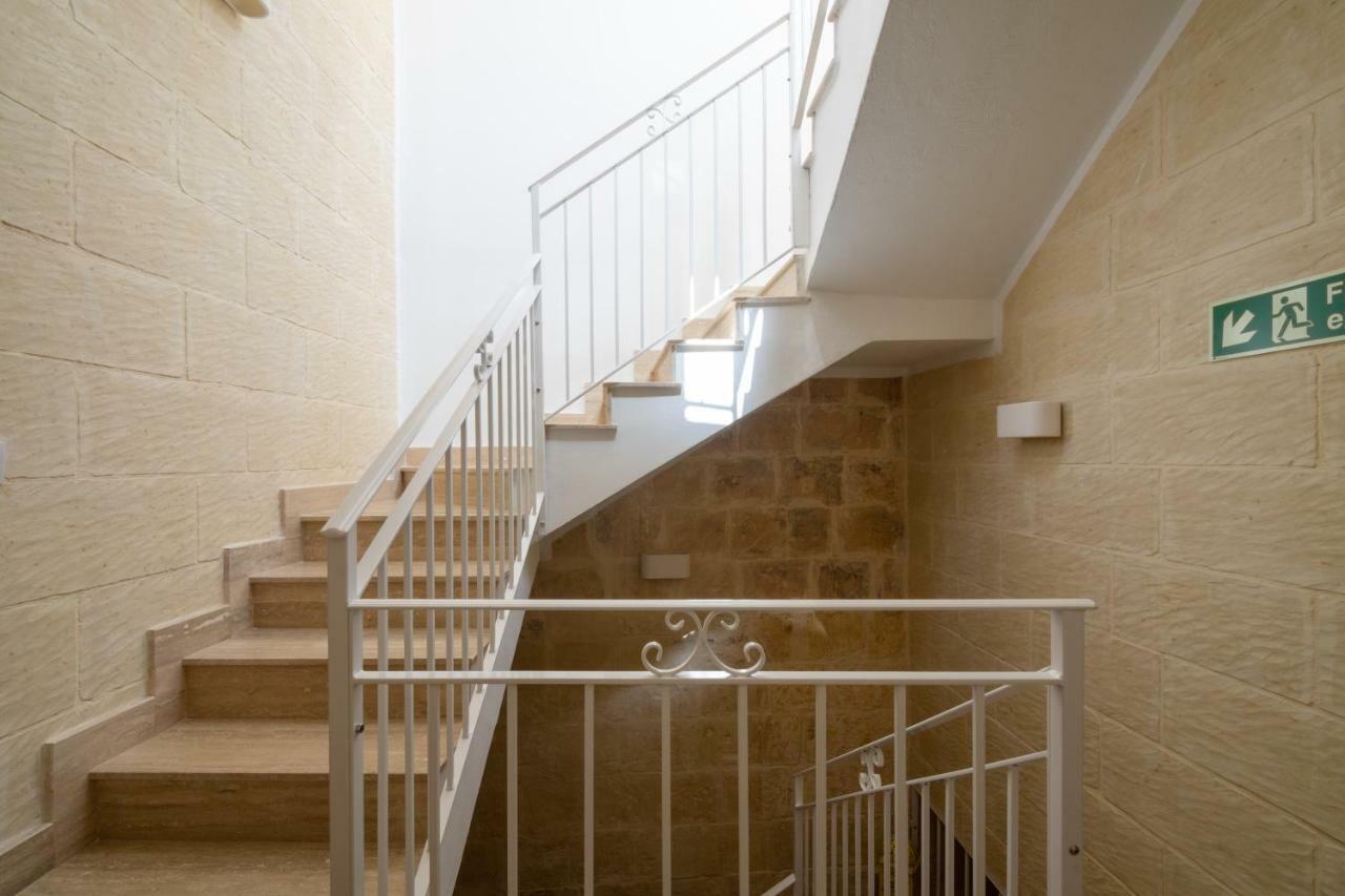 Вилла 16 Lettings - Charming Character House Биргу Экстерьер фото