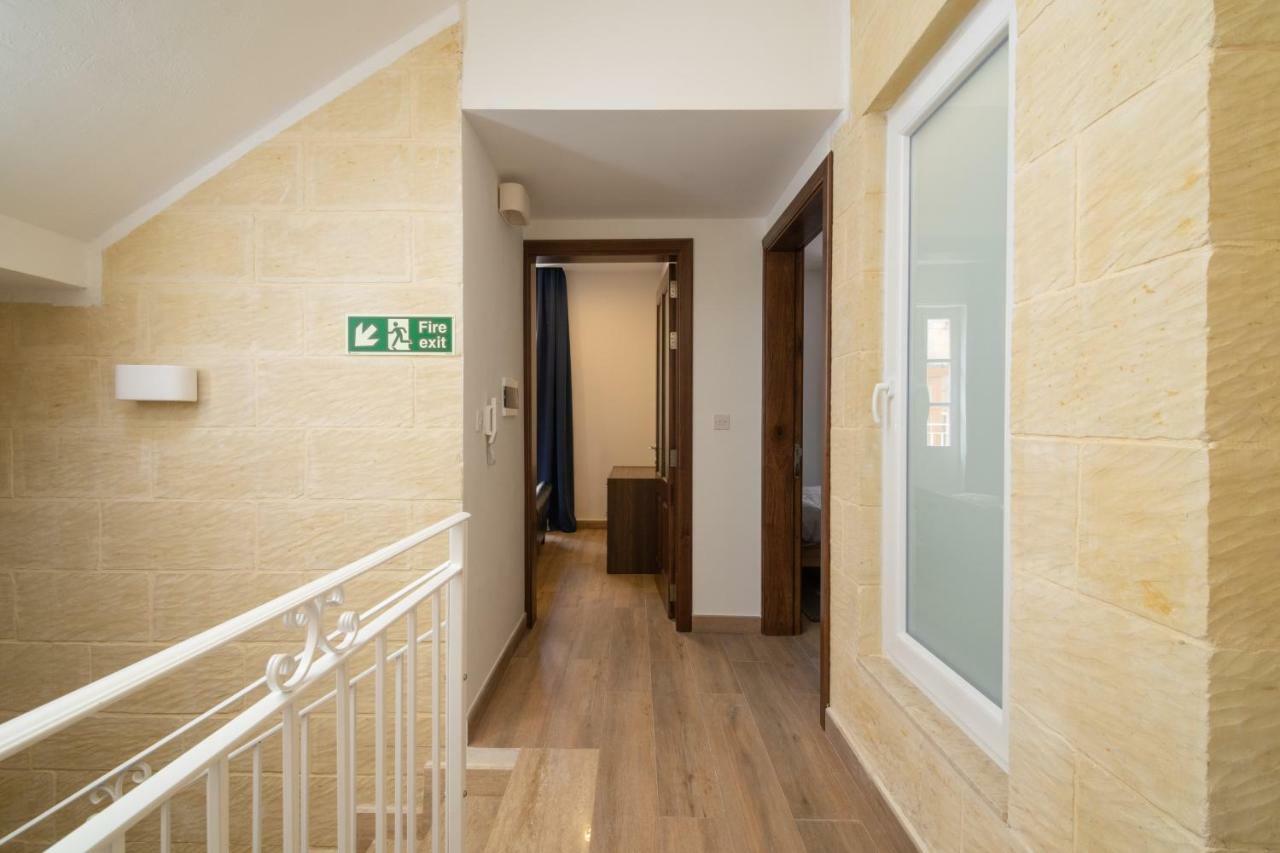 Вилла 16 Lettings - Charming Character House Биргу Экстерьер фото